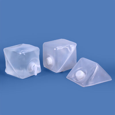 Αγορά Περιβαλλοντικά φιλικό 4L καθαρό νερό δοχείο μαλακό αναδιπλούμενο πλαστικό δοχείο Jerry με καπάκι βρύσης ηλεκτρονική κατασκευή